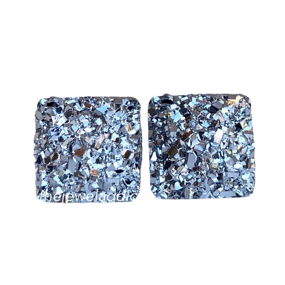 thejeweladdict Jewelry - 3 for 15🎀small silver faux druzy square studs